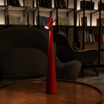 Kalem™ Sculpting Table Lamp