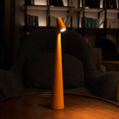 Kalem™ Sculpting Table Lamp