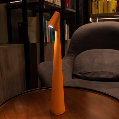 Kalem™ Sculpting Table Lamp