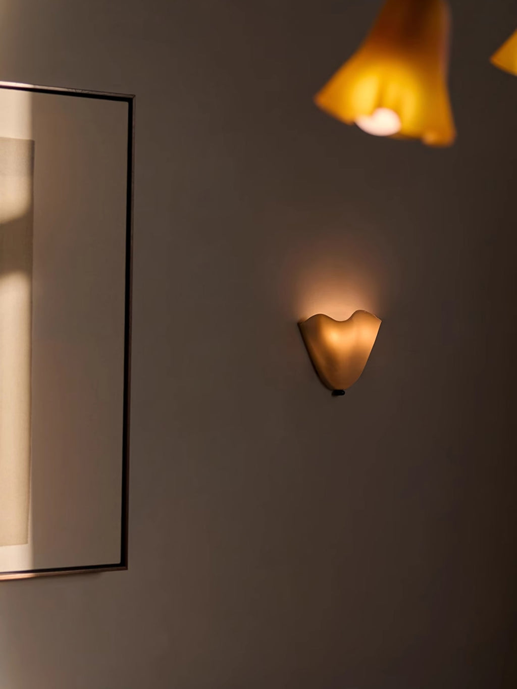 Petalia Wall Light | Soft Curves, Translucent Finish & Ambient Glow for Hallways, Bedrooms & Living Rooms