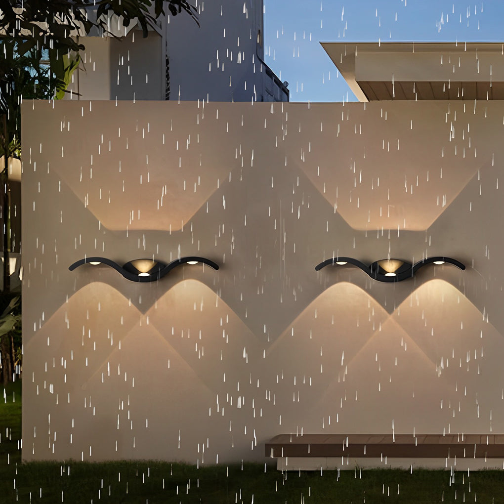 LED Wall Mounted Up Down Light - Creative Wavy Design for Outdoor Spaces and Garden Illumination