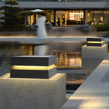 Contemporary Outdoor Pillar Solar Lights - Stylish Pedestal Solar Lights for Elegant Column Illumination Pedestal Solar Lights