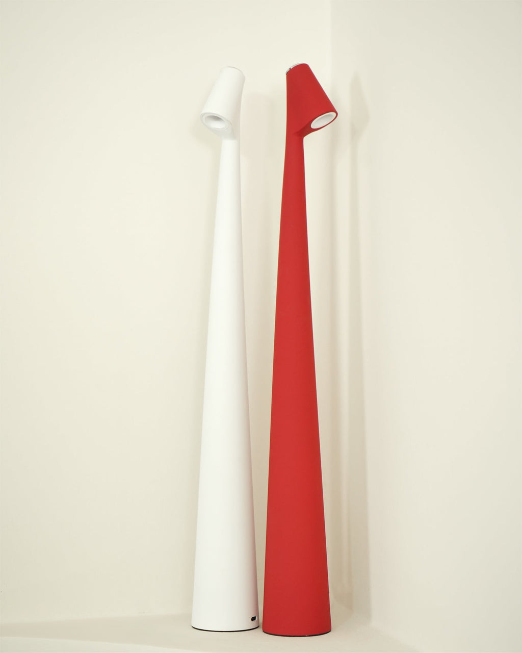 LED Built-in Battery Table Lamp - Portable Wireless Design for Indoor & Outdoor Use