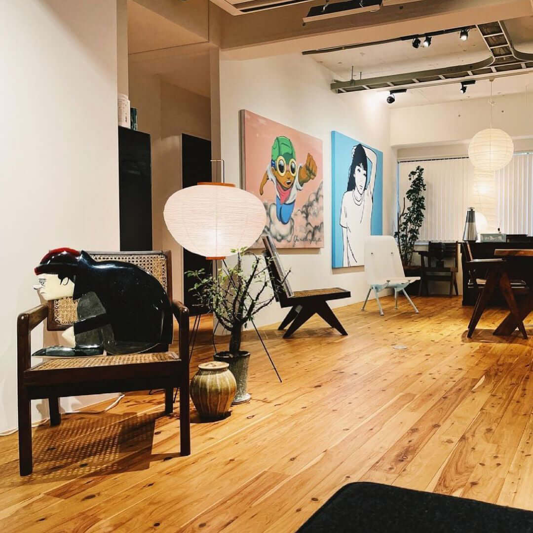 Rice Paper Floor Lamp | Mulberry Paper Shade, Metal Base & Ideal for Indoor Lighting