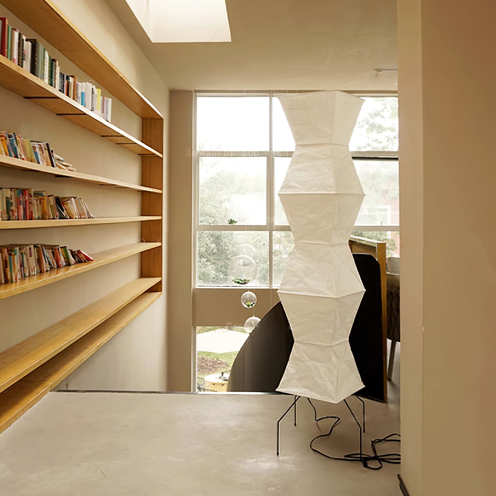 Rice Paper Floor Lamp | Mulberry Paper Shade, Metal Base & Ideal for Indoor Lighting