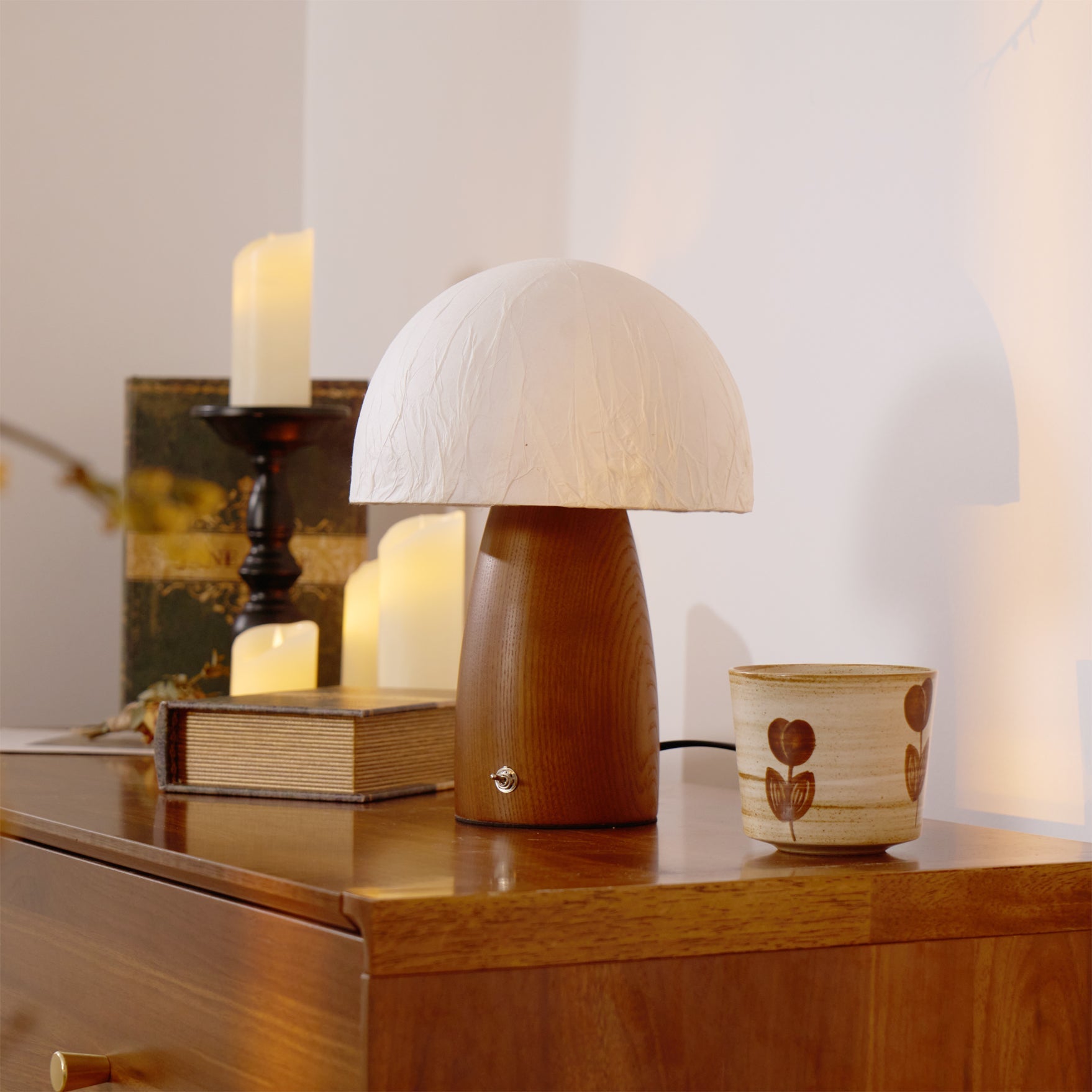 Mushroom Table Lamp with Adjustable Brightness - Modern LED Lighting for Home Decor & Nightstands