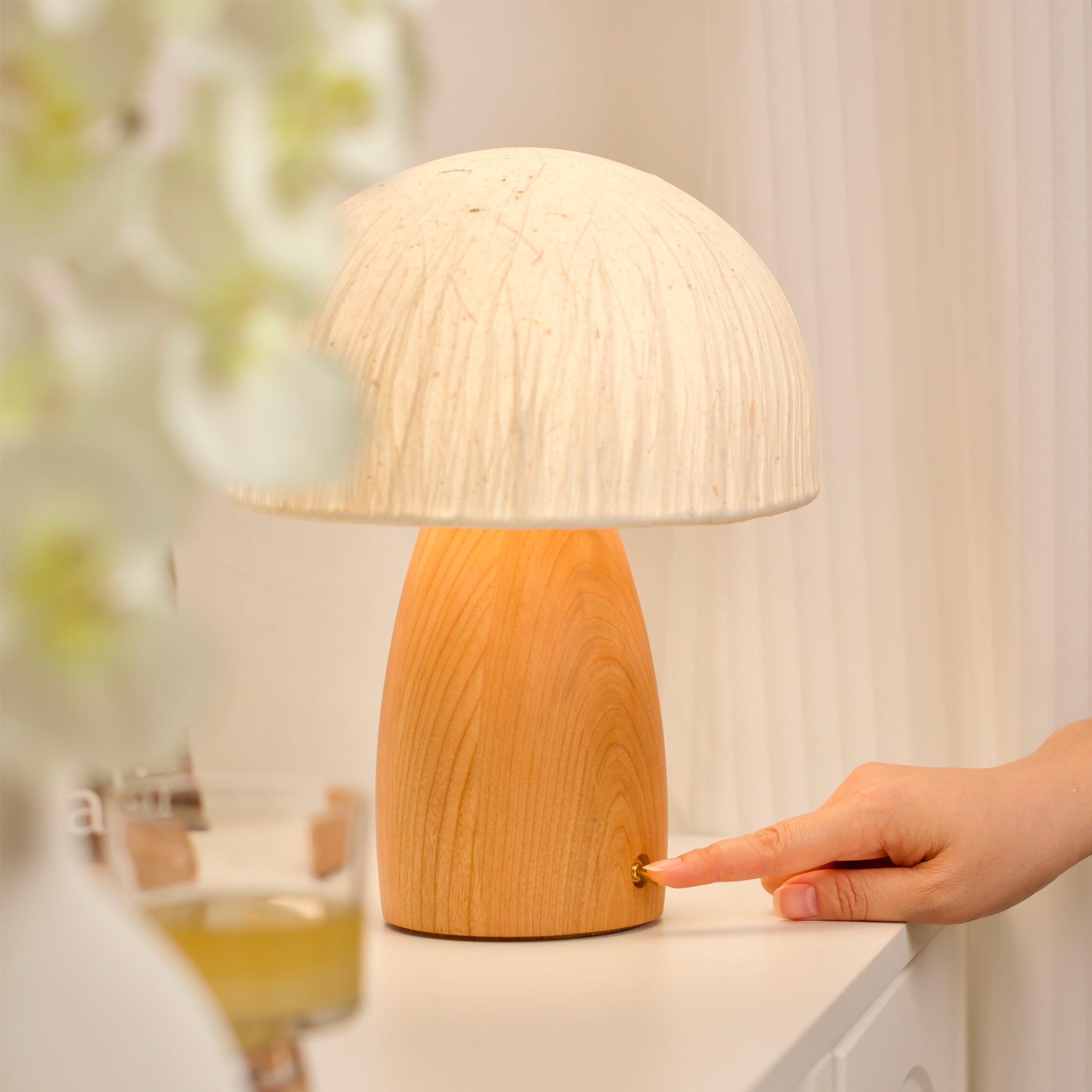 Mushroom Table Lamp with Adjustable Brightness - Modern LED Lighting for Home Decor & Nightstands