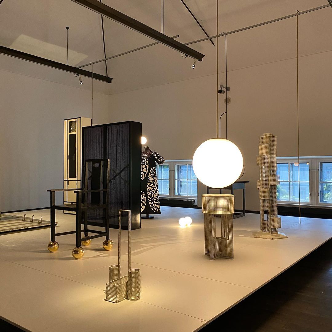 Brass Pendant Lamp | Mouth-Blown Opal Glass, Adjustable Height & Ideal for Modern Indoor Spaces