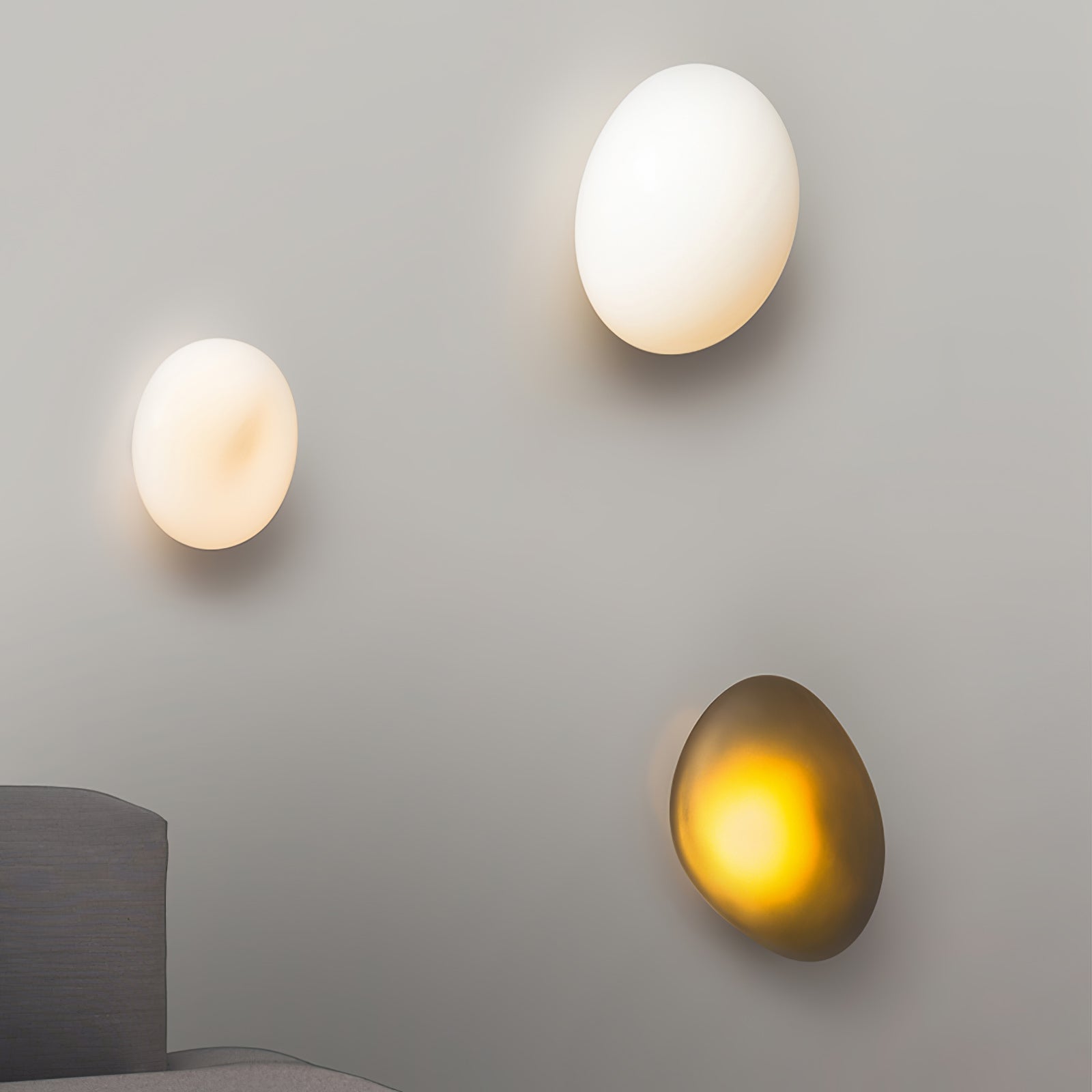 Bubble Glass Wall Lamp | Dimmable, Integrated LED & Versatile for Wall or Ceiling Mounting