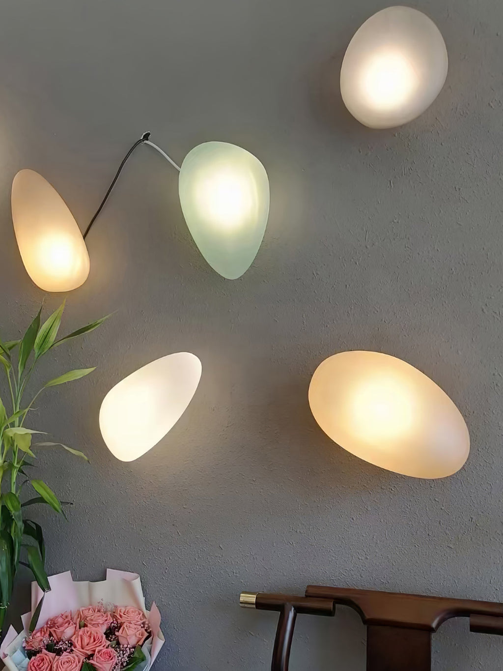 Bubble Glass Wall Lamp | Dimmable, Integrated LED & Versatile for Wall or Ceiling Mounting