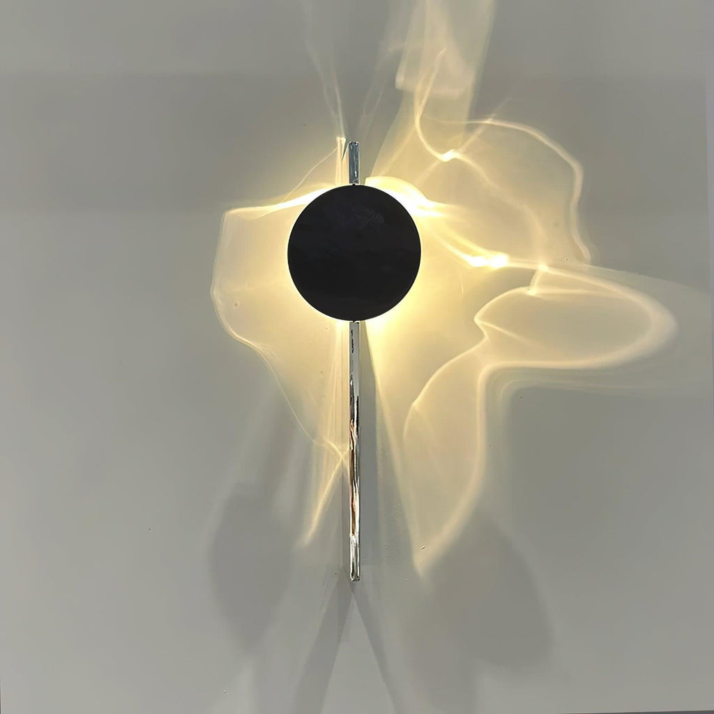 Creative Light and Shadow Wall Lamp | Stainless Steel, Integrated LED & Ideal for Indoor Use