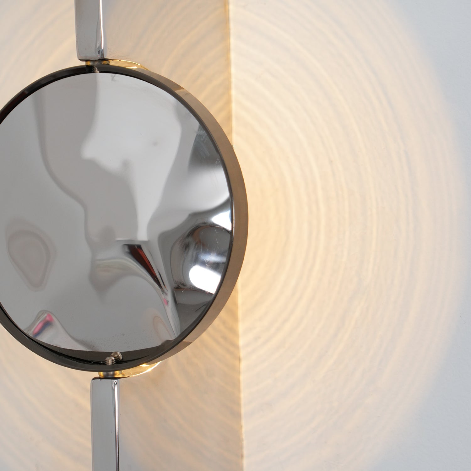 Creative Light and Shadow Wall Lamp | Stainless Steel, Integrated LED & Ideal for Indoor Use