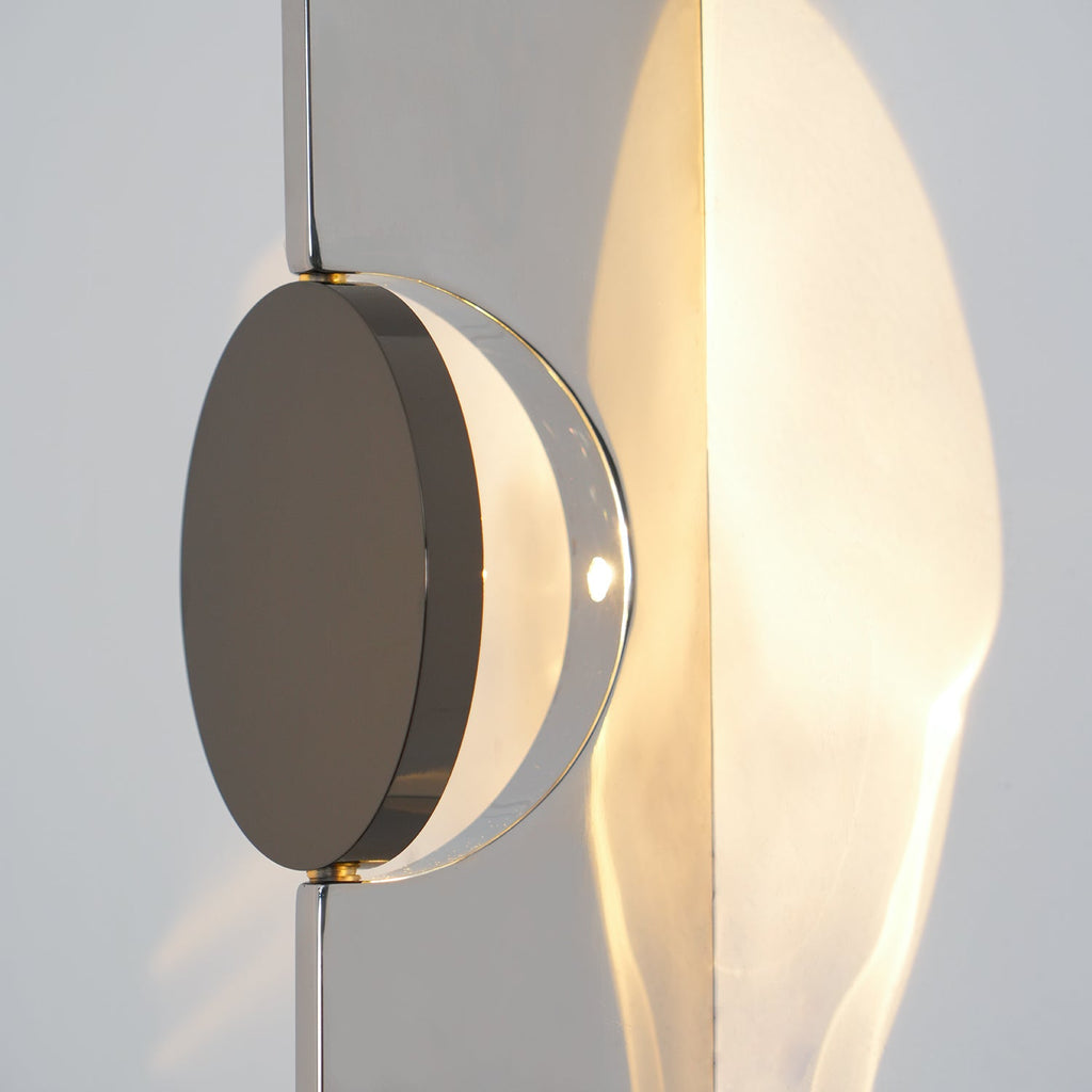 Creative Light and Shadow Wall Lamp | Stainless Steel, Integrated LED & Ideal for Indoor Use