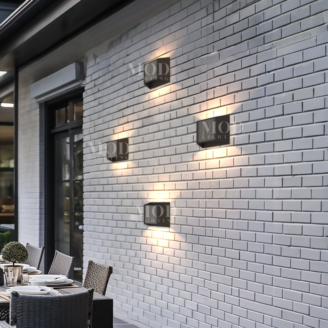 Modern Minimalist Outdoor Wall Light – Stainless Steel & Glass, Solar & Non-Solar Options