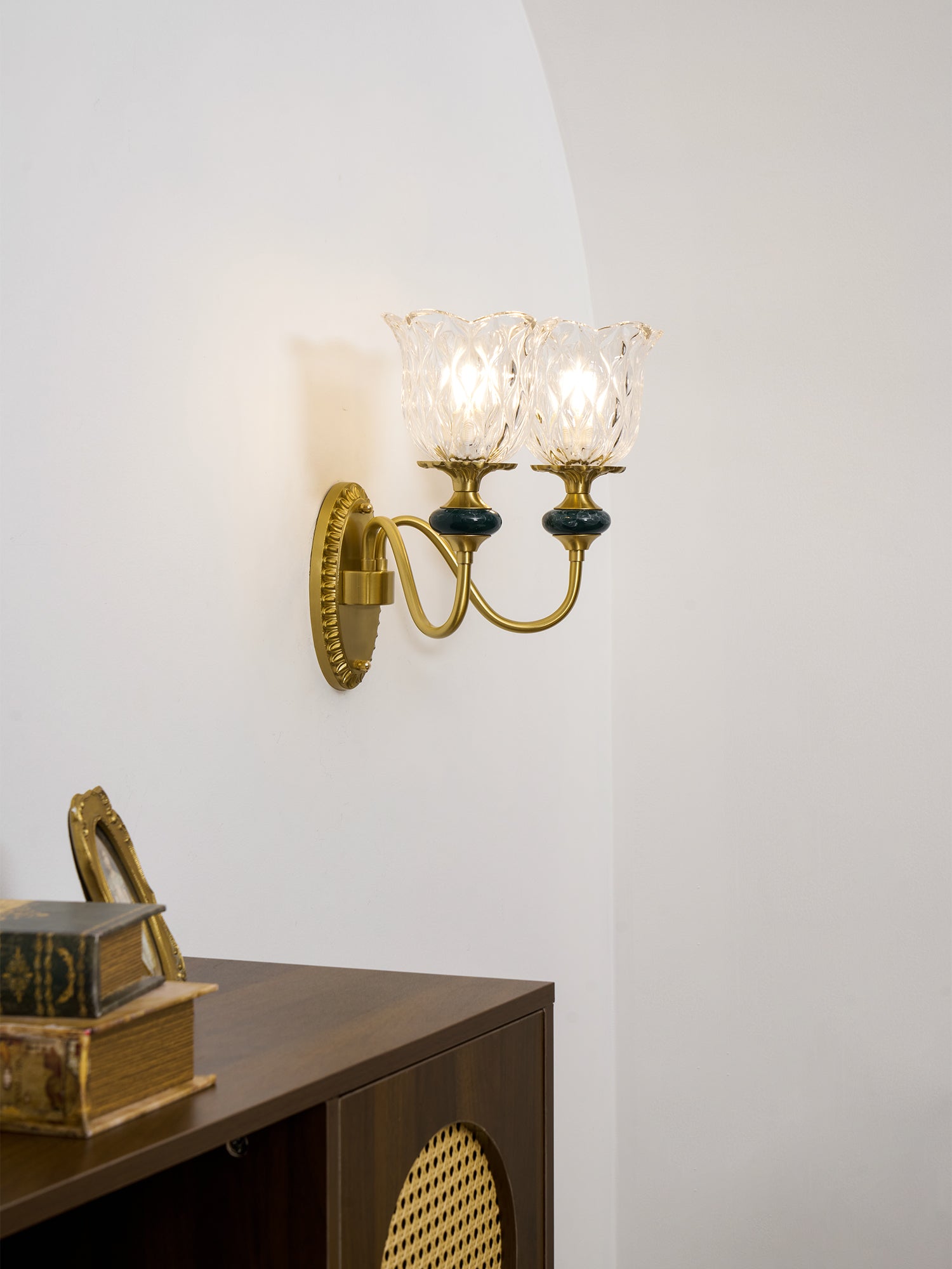 LED Wall Lamp - Modern Dieppe Design - Adjustable Lighting for Living Room & Bedroom