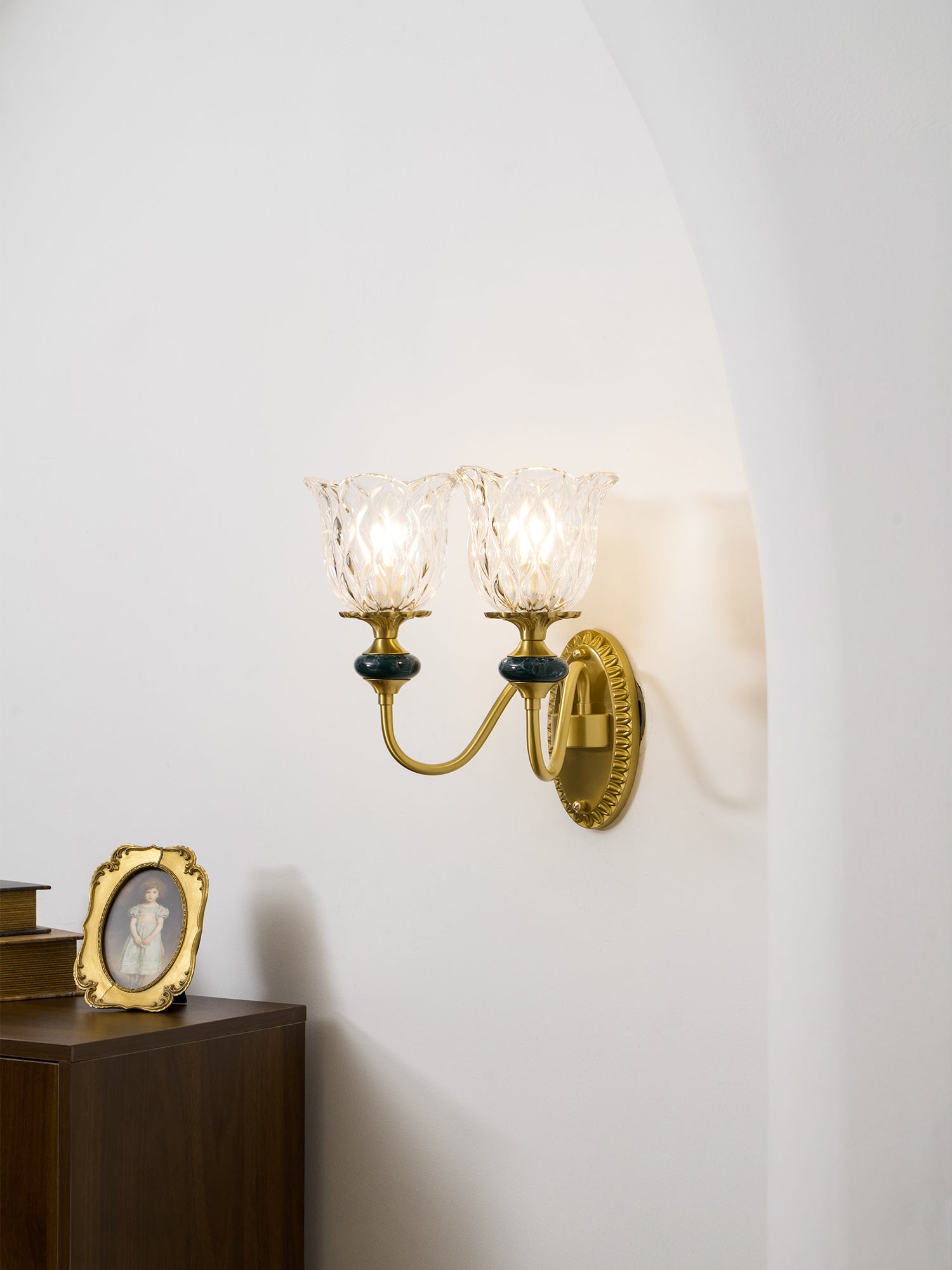 LED Wall Lamp - Modern Dieppe Design - Adjustable Lighting for Living Room & Bedroom