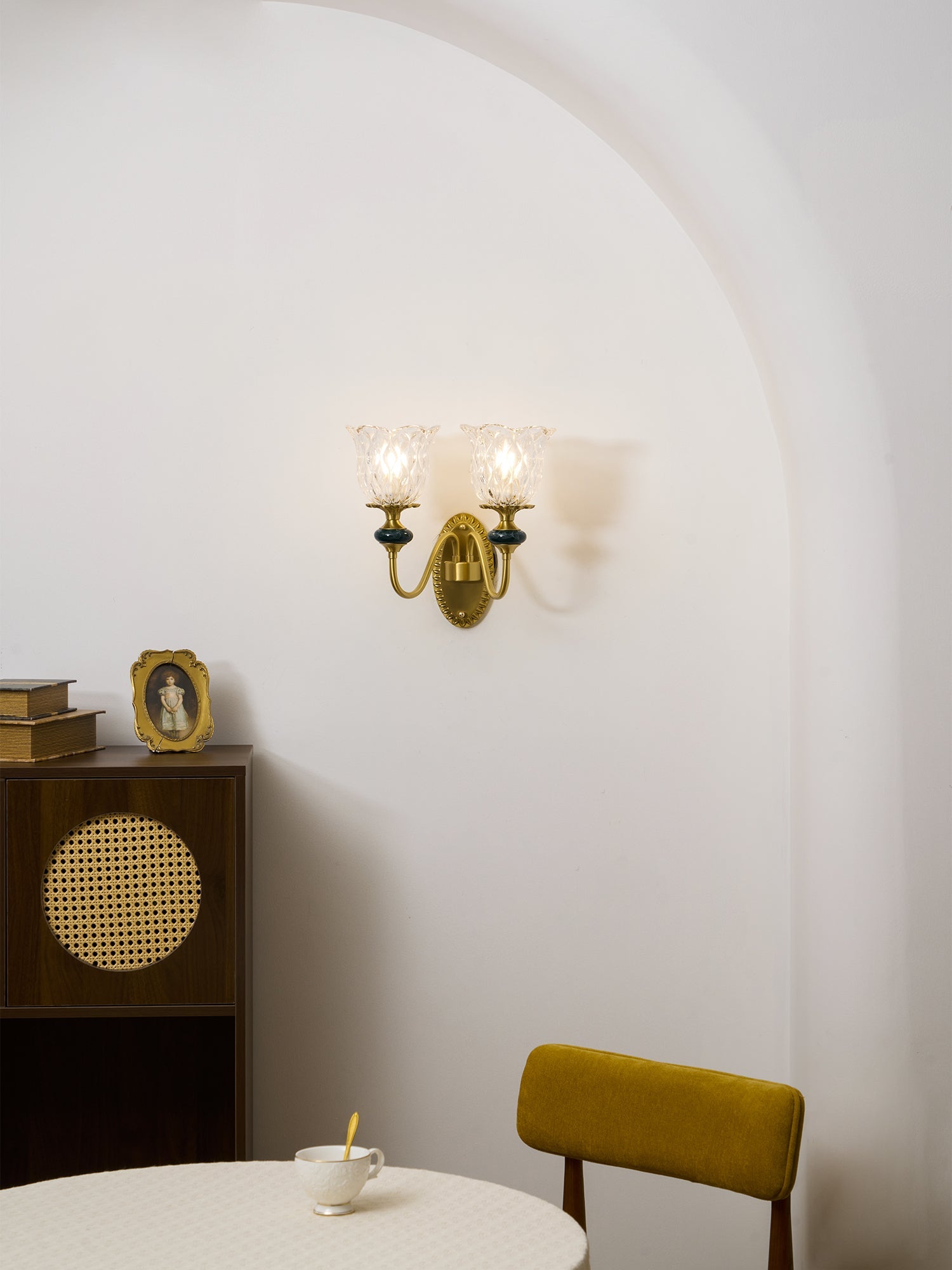 LED Wall Lamp - Modern Dieppe Design - Adjustable Lighting for Living Room & Bedroom