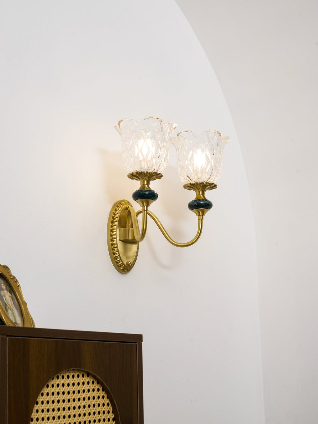 LED Wall Lamp - Modern Dieppe Design - Adjustable Lighting for Living Room & Bedroom