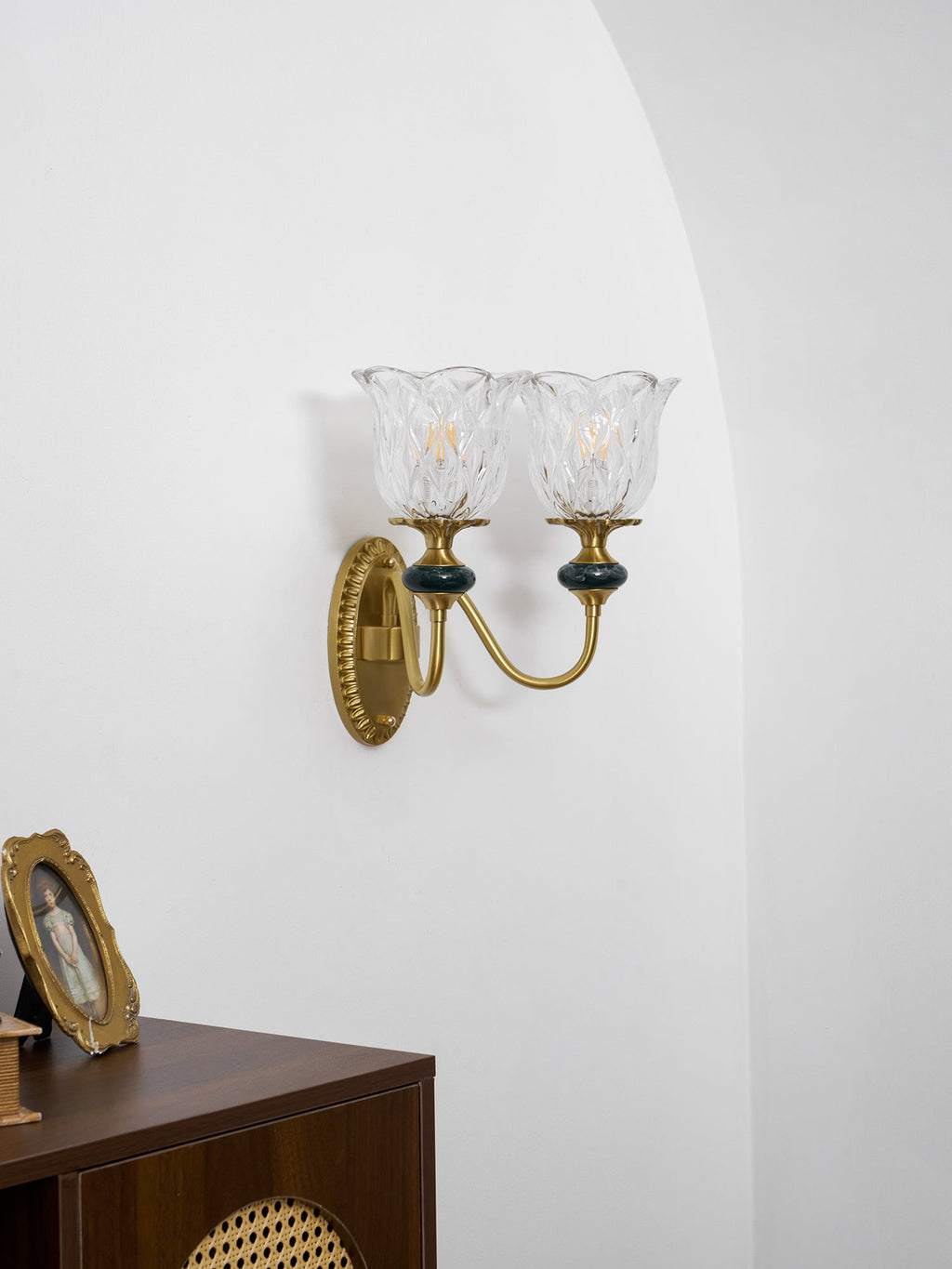 LED Wall Lamp - Modern Dieppe Design - Adjustable Lighting for Living Room & Bedroom