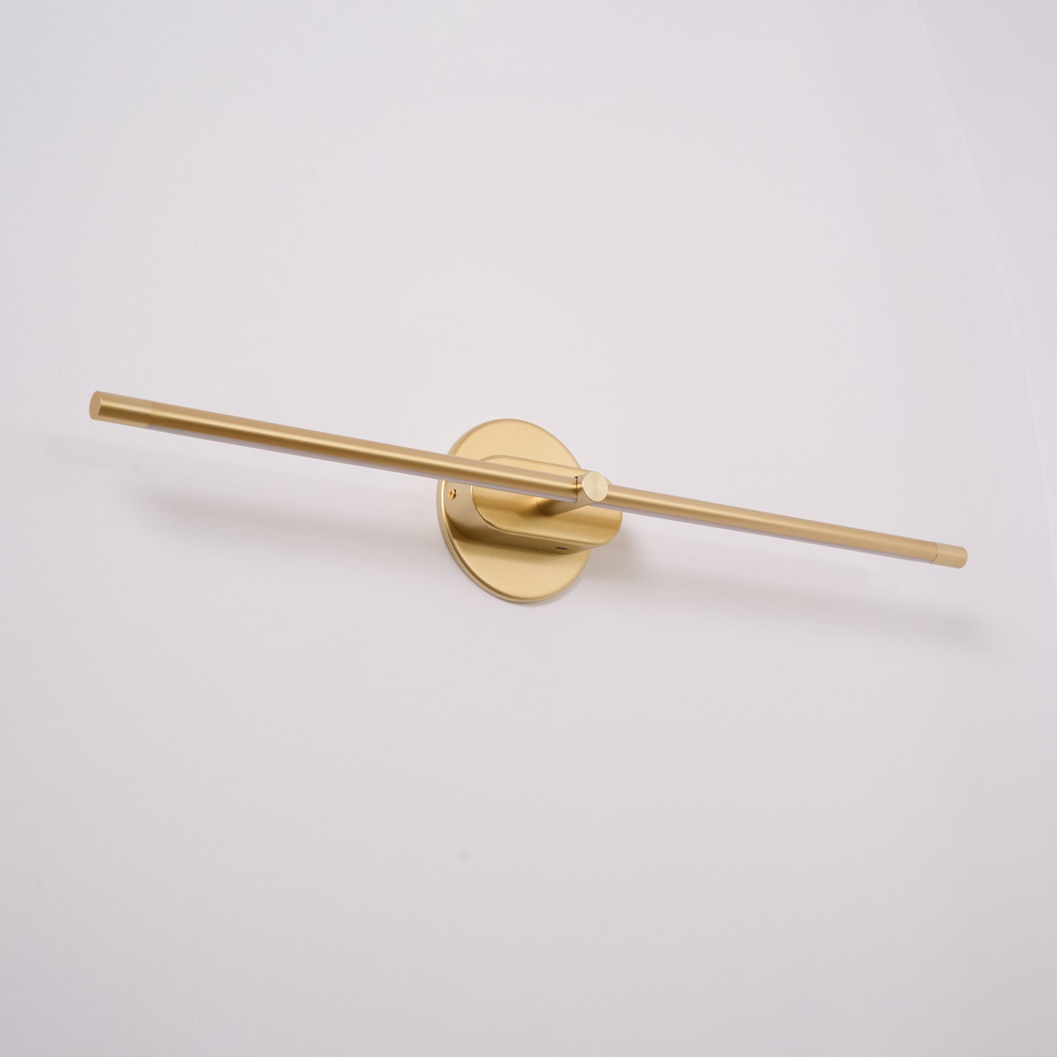 Minimalist Linear Rechargeable Wall Lamp | Touch Sensor, USB Charging & Ideal for Bathrooms and Vanity Mirrors