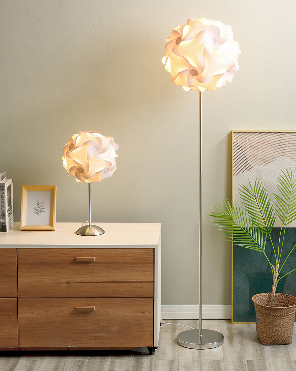 LED Flower Floor Lamp with Adjustable Height and Colorful Petals for Living Room & Bedroom Decor