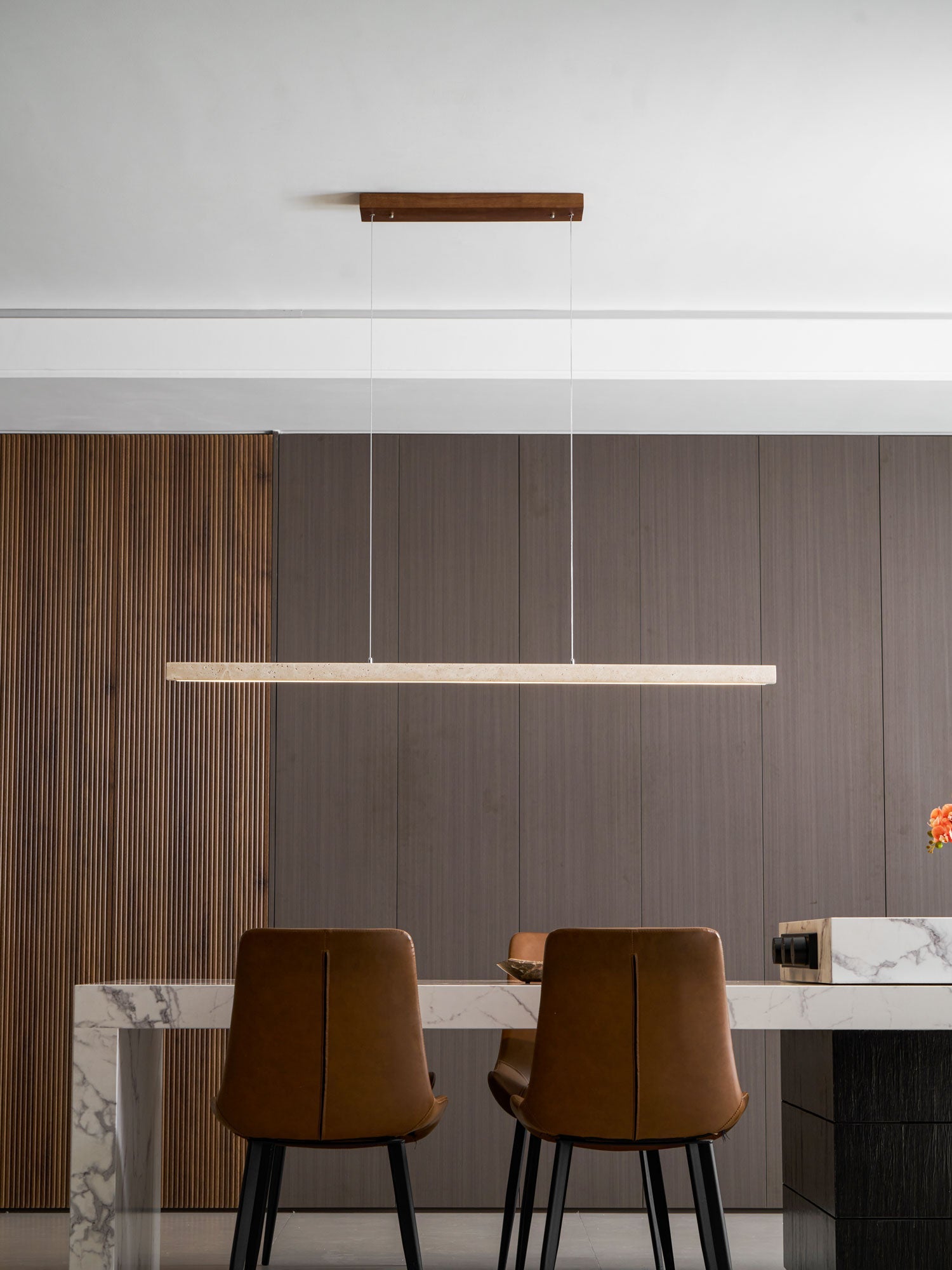 Linear Travertine Pendant Lamp | Dimmable, Adjustable Height & Ideal for Modern Kitchens and Workspaces