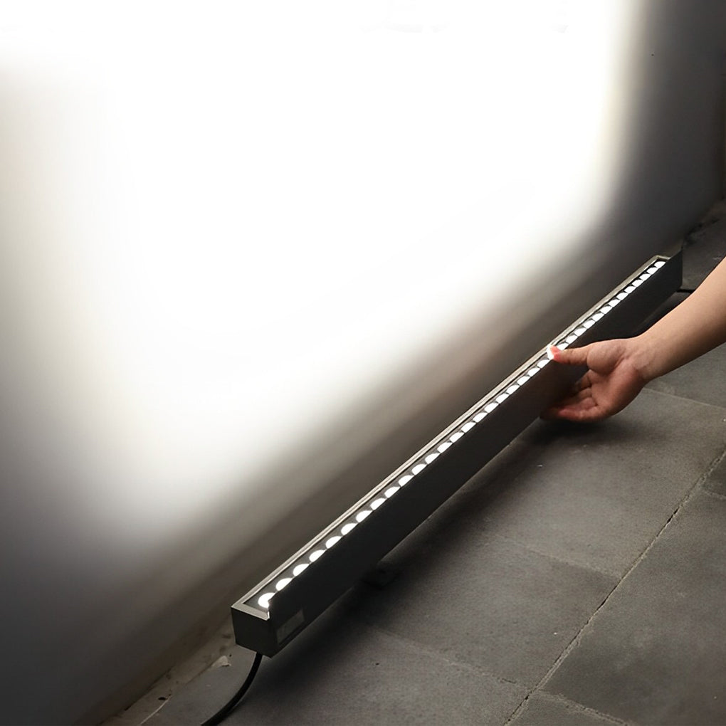 LED Linear Up Outdoor Wall Washer Lights - Adjustable Landscape Lamp with Baffle for Garden & Patio Illumination