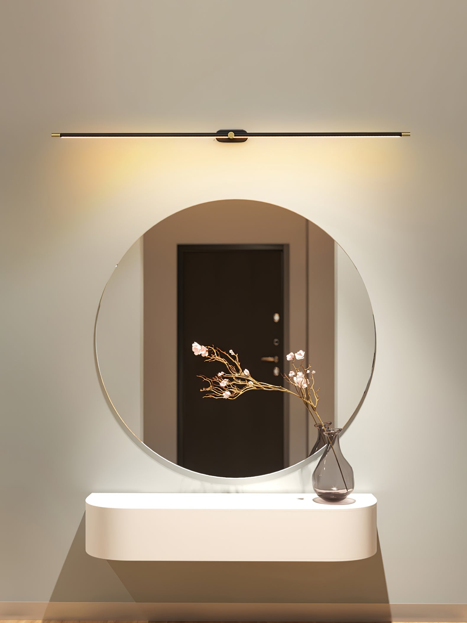 Minimalist Linear Rechargeable Wall Lamp | Touch Sensor, USB Charging & Ideal for Bathrooms and Vanity Mirrors