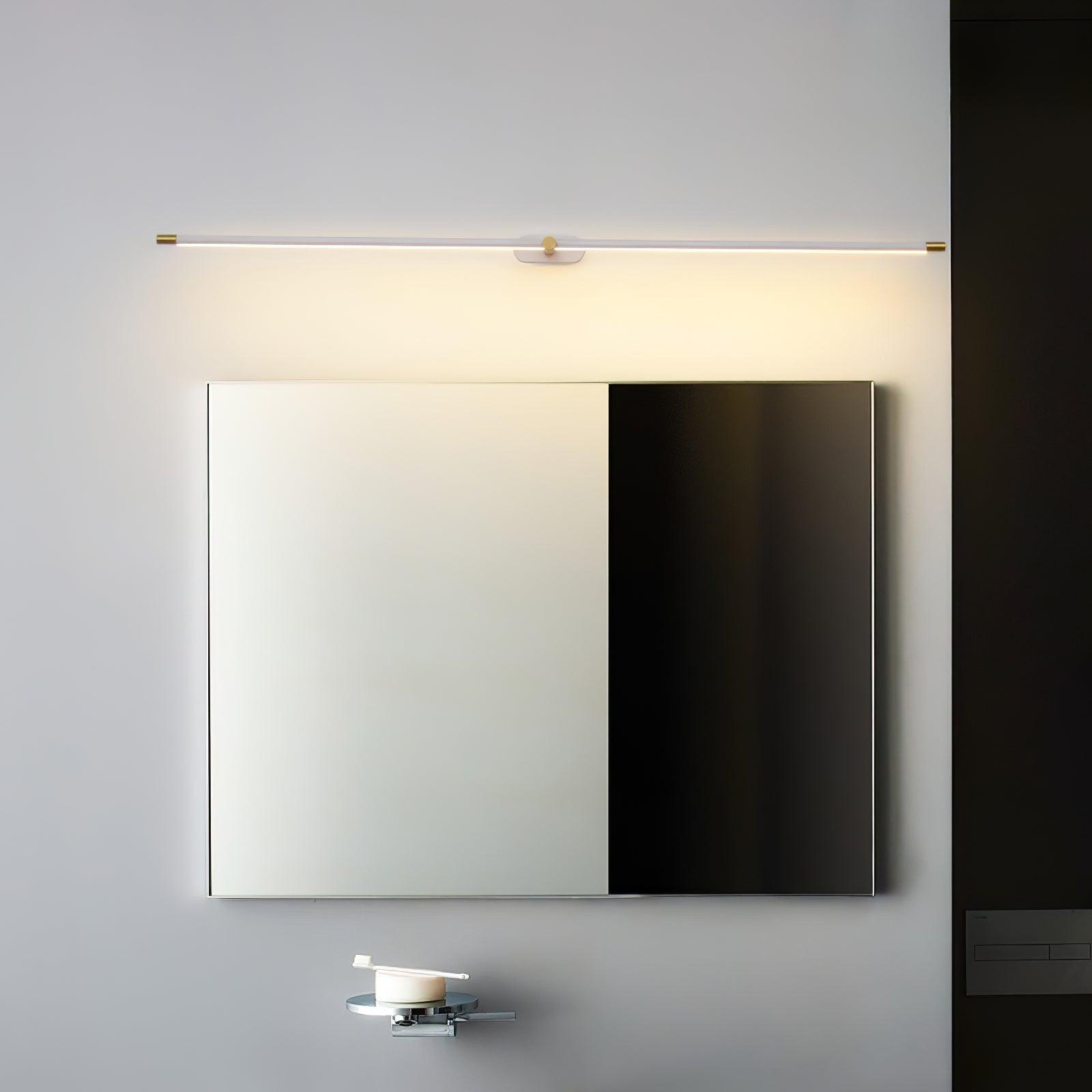 Minimalist Linear Rechargeable Wall Lamp | Touch Sensor, USB Charging & Ideal for Bathrooms and Vanity Mirrors