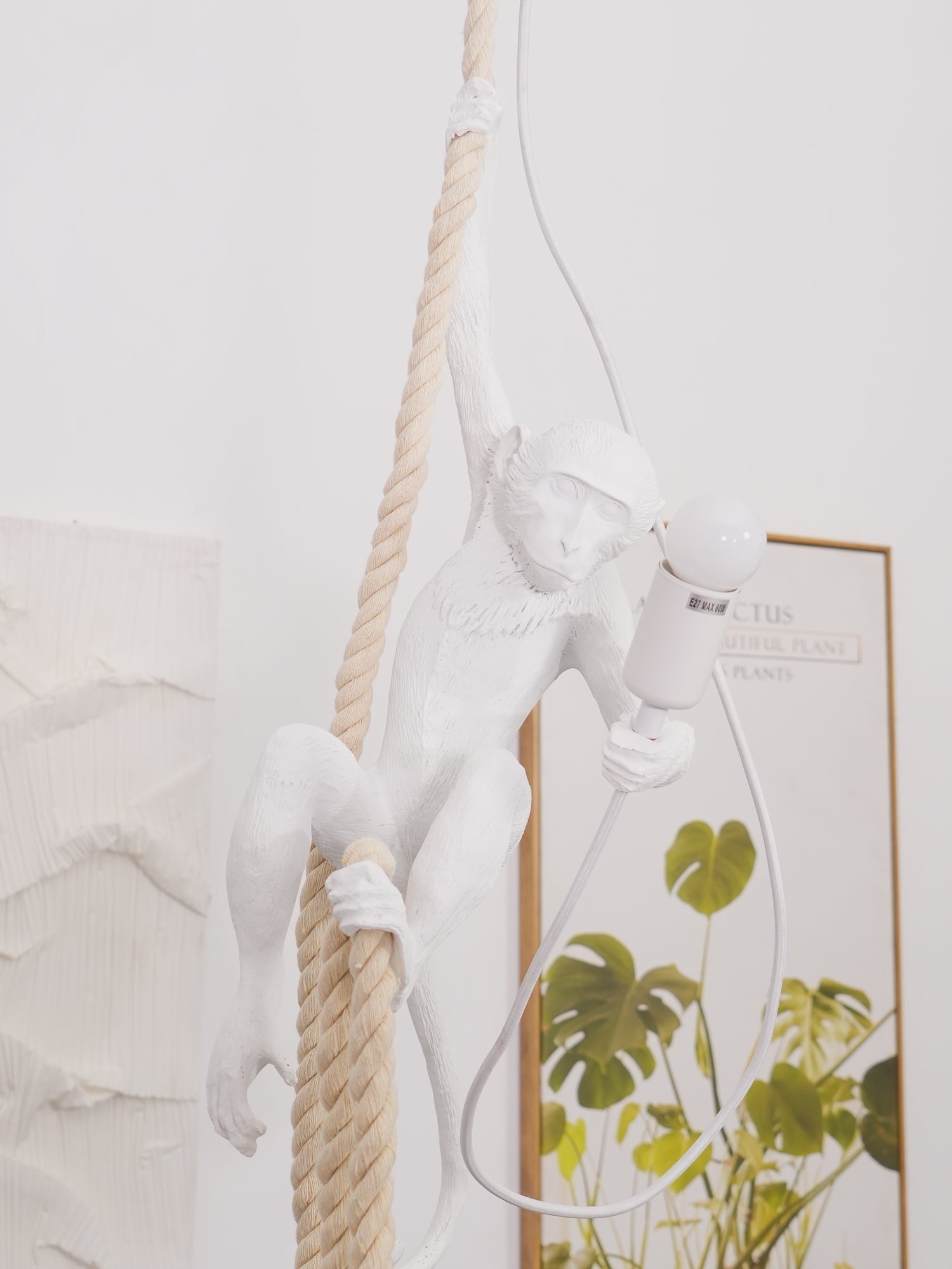 Monkey Pendant Lamp | Glossy Resin, Indoor Use & Perfect for Ambient Lighting