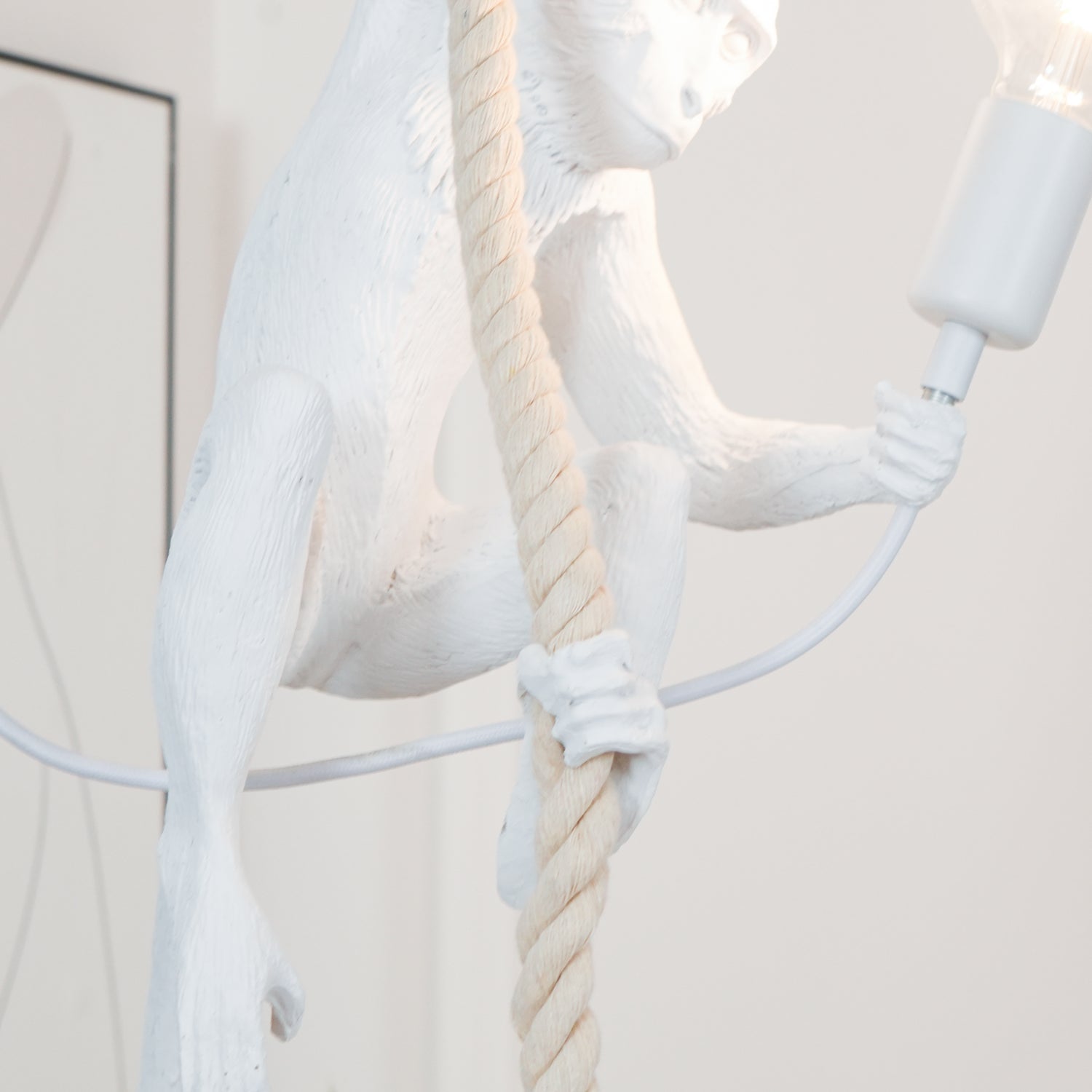 Monkey Pendant Lamp | Glossy Resin, Indoor Use & Perfect for Ambient Lighting