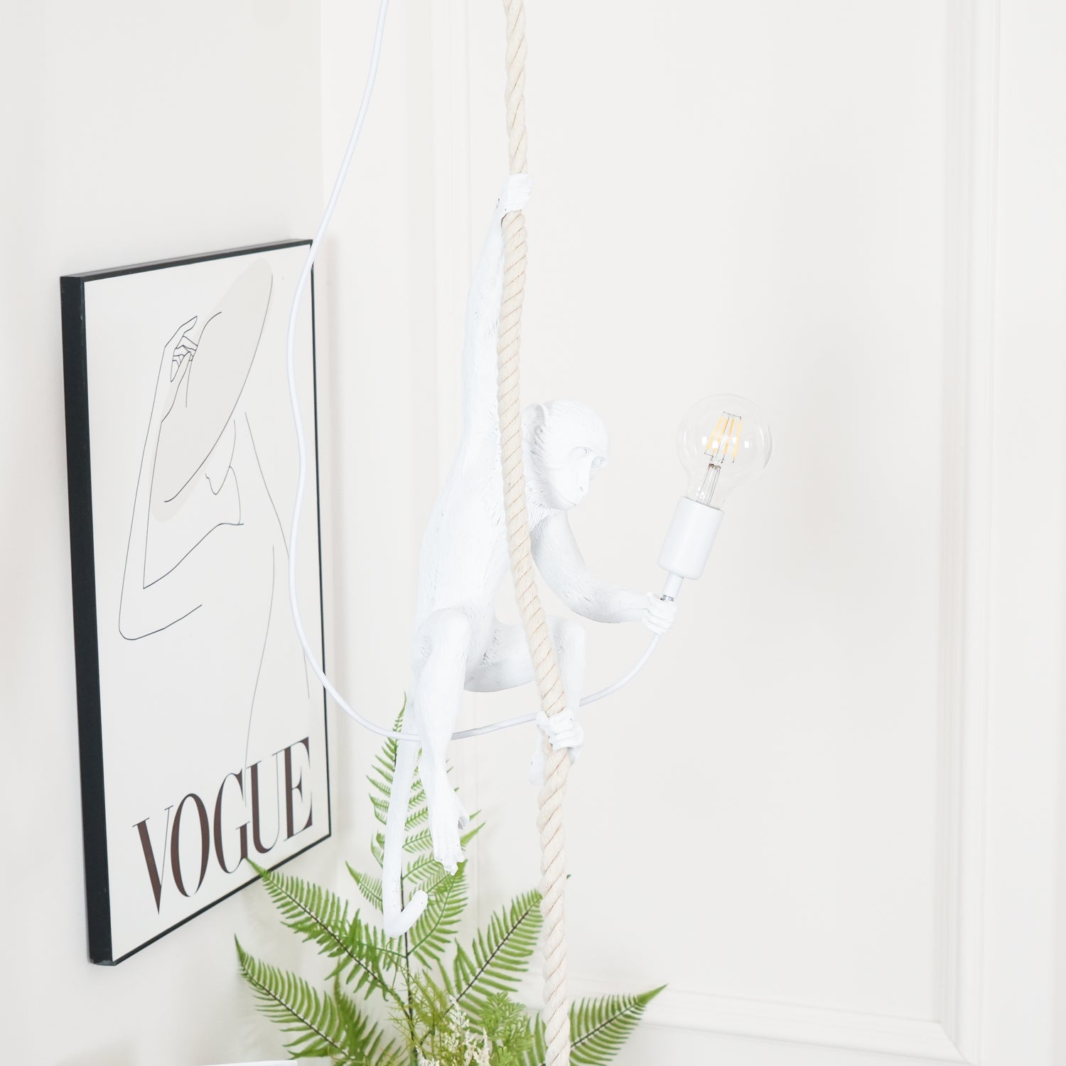 Monkey Pendant Lamp | Glossy Resin, Indoor Use & Perfect for Ambient Lighting