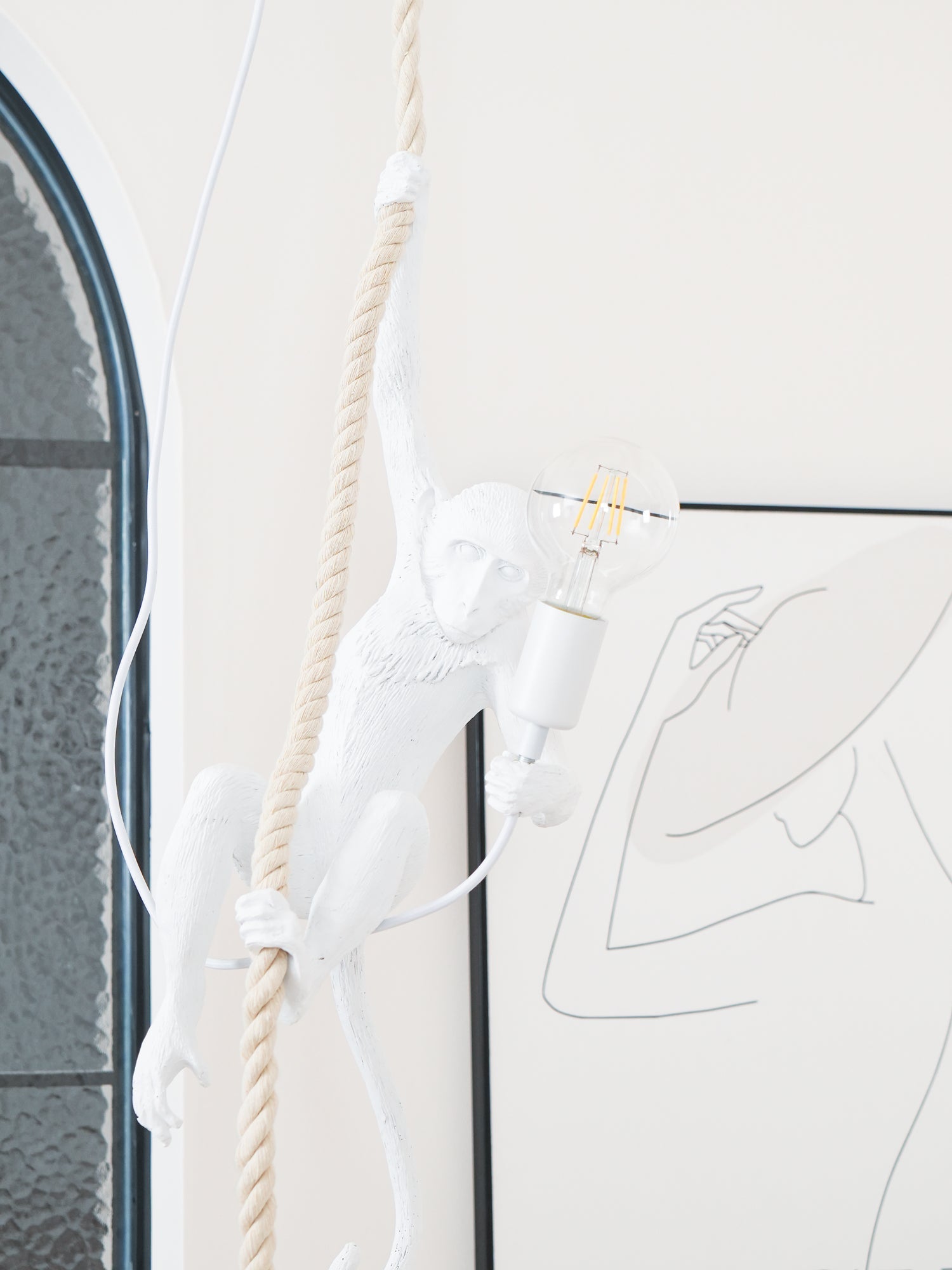 Monkey Pendant Lamp | Glossy Resin, Indoor Use & Perfect for Ambient Lighting