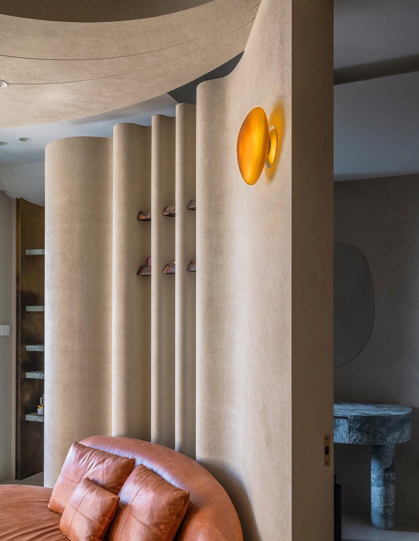 Bubble Glass Wall Lamp | Dimmable, Integrated LED & Versatile for Wall or Ceiling Mounting