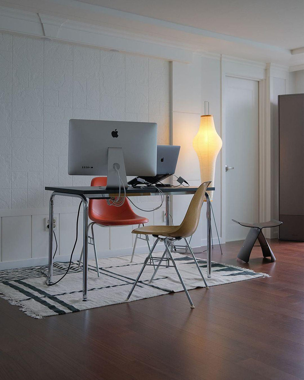 Rice Paper Floor Lamp | Mulberry Paper Shade, Metal Base & Ideal for Indoor Lighting