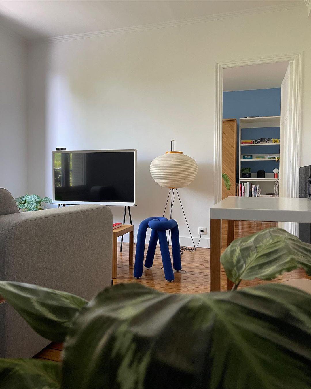 Rice Paper Floor Lamp | Mulberry Paper Shade, Metal Base & Ideal for Indoor Lighting