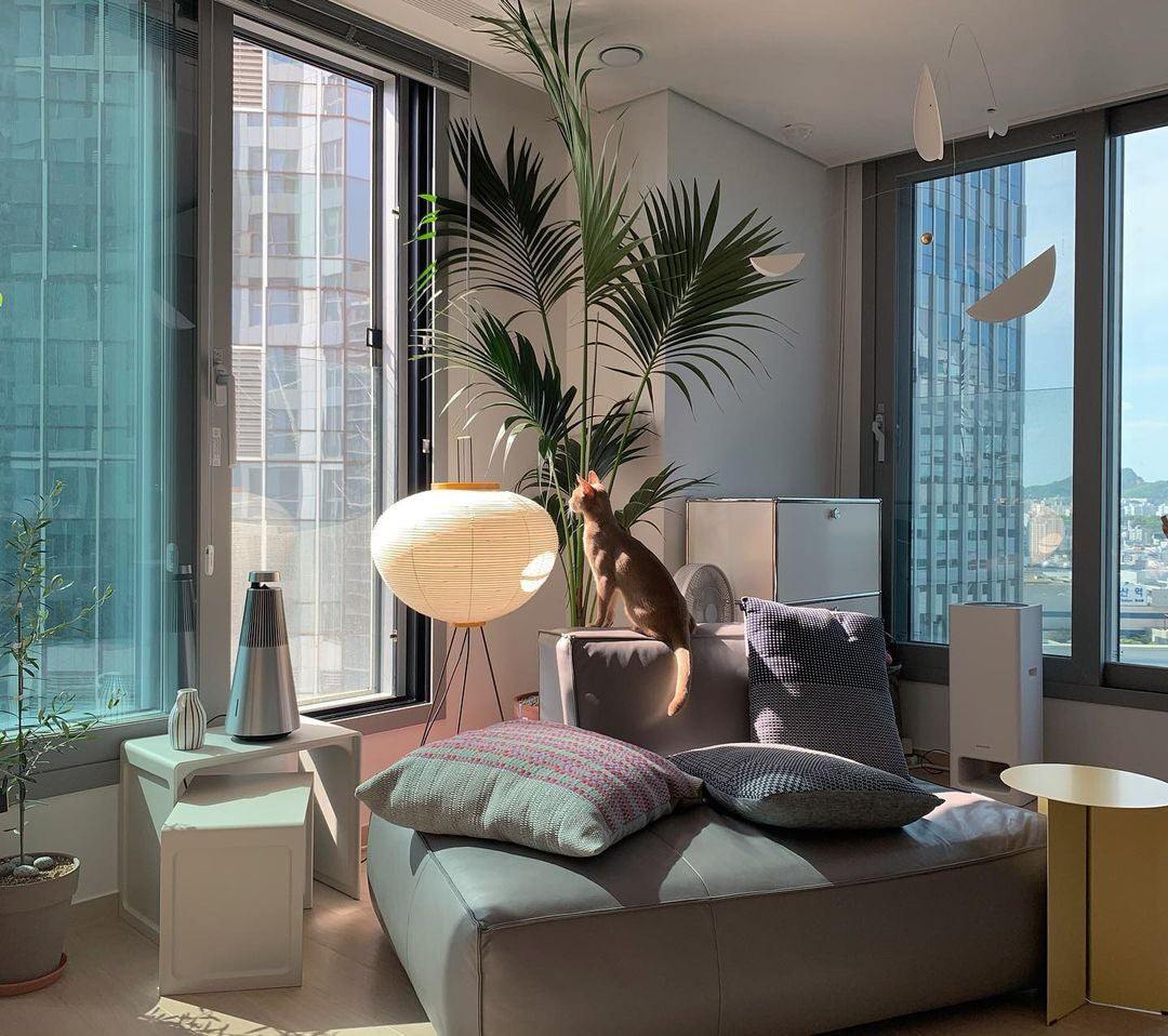 Rice Paper Floor Lamp | Mulberry Paper Shade, Metal Base & Ideal for Indoor Lighting