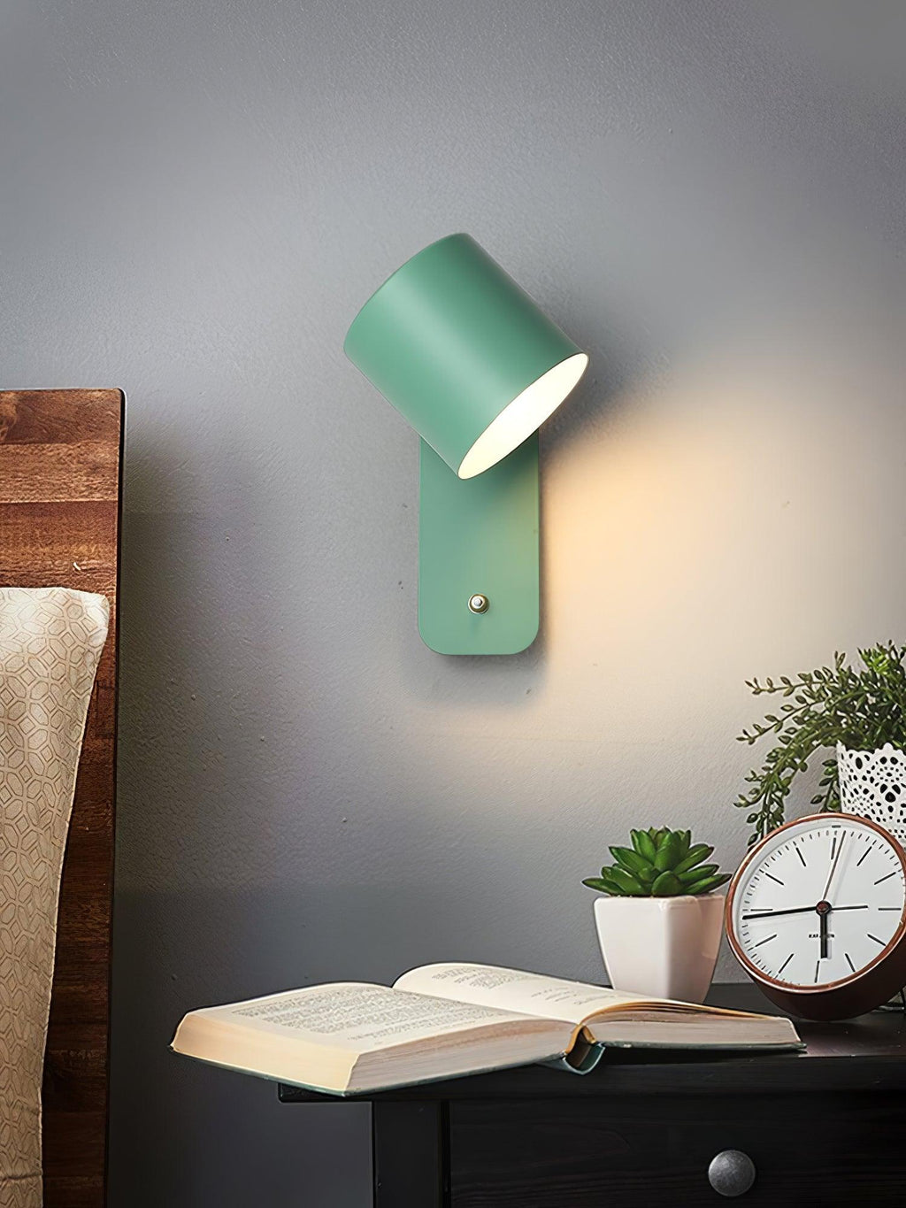 Rotatable Cylinder Wall Lamp | 350-Degree Adjustable, Minimalist Design for Modern Indoor Spaces