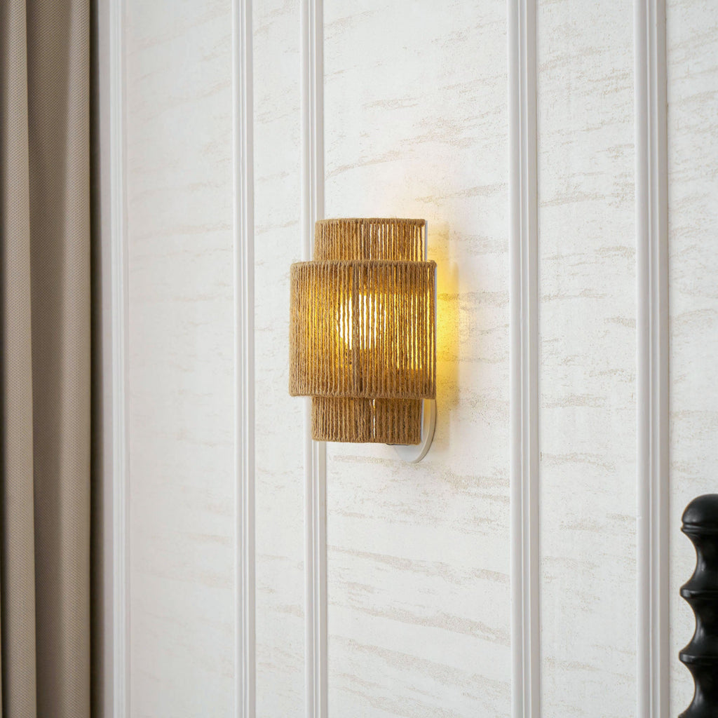 Rustic Weave Wall Lamp | Handwoven Hemp Rope Design for Cozy Indoor Lighting