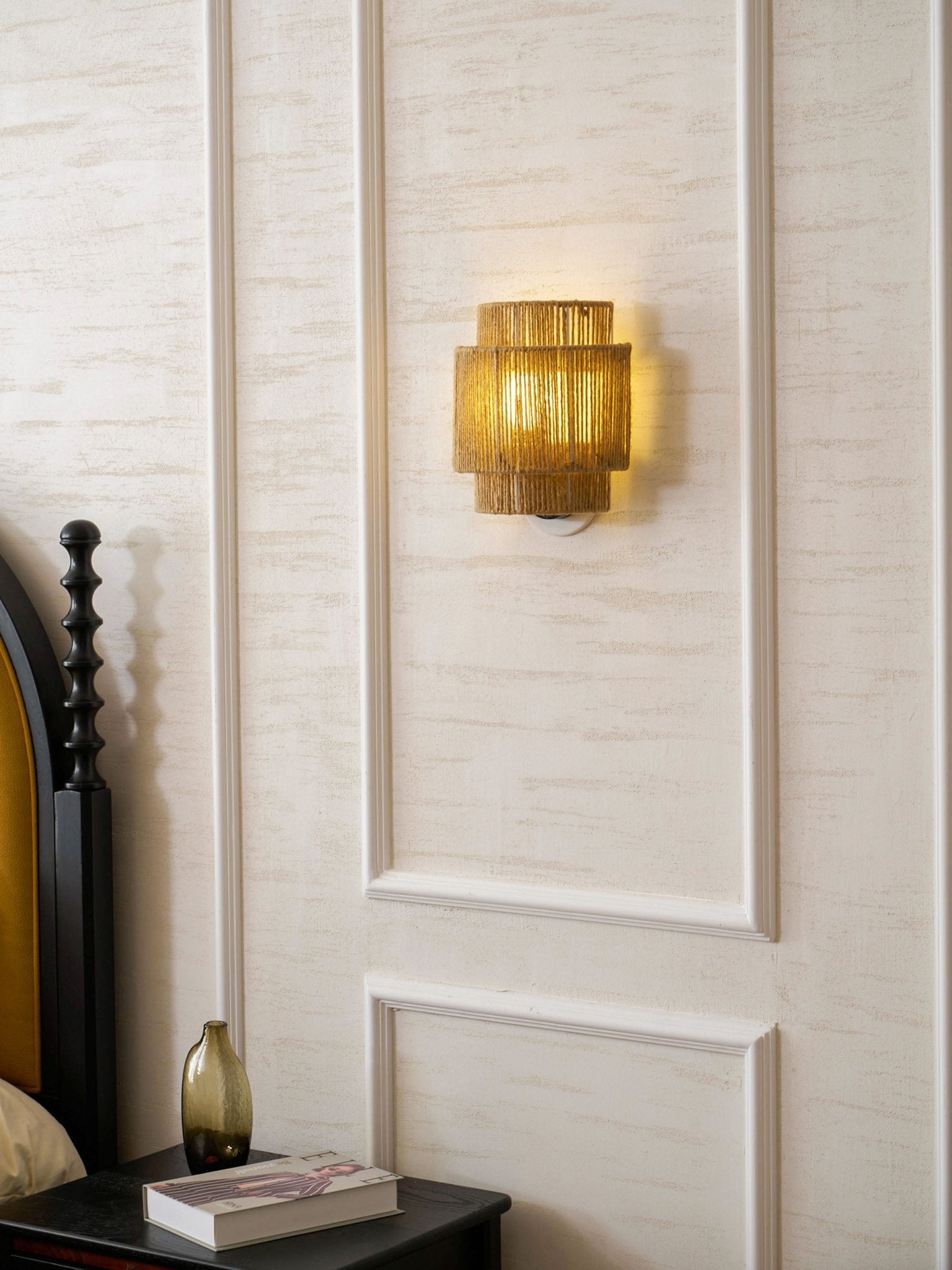 Rustic Weave Wall Lamp | Handwoven Hemp Rope Design for Cozy Indoor Lighting