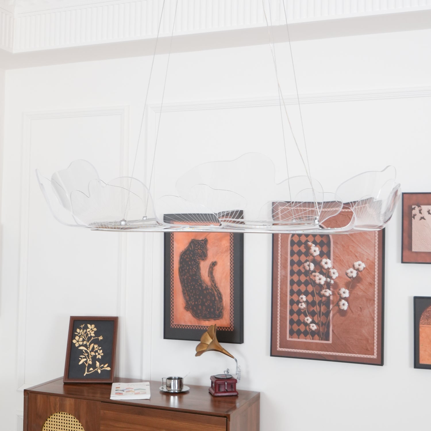 Leaf-Shaped LED Chandelier | Gold Finish, Dimmable & Ideal for Living Room or Kitchen