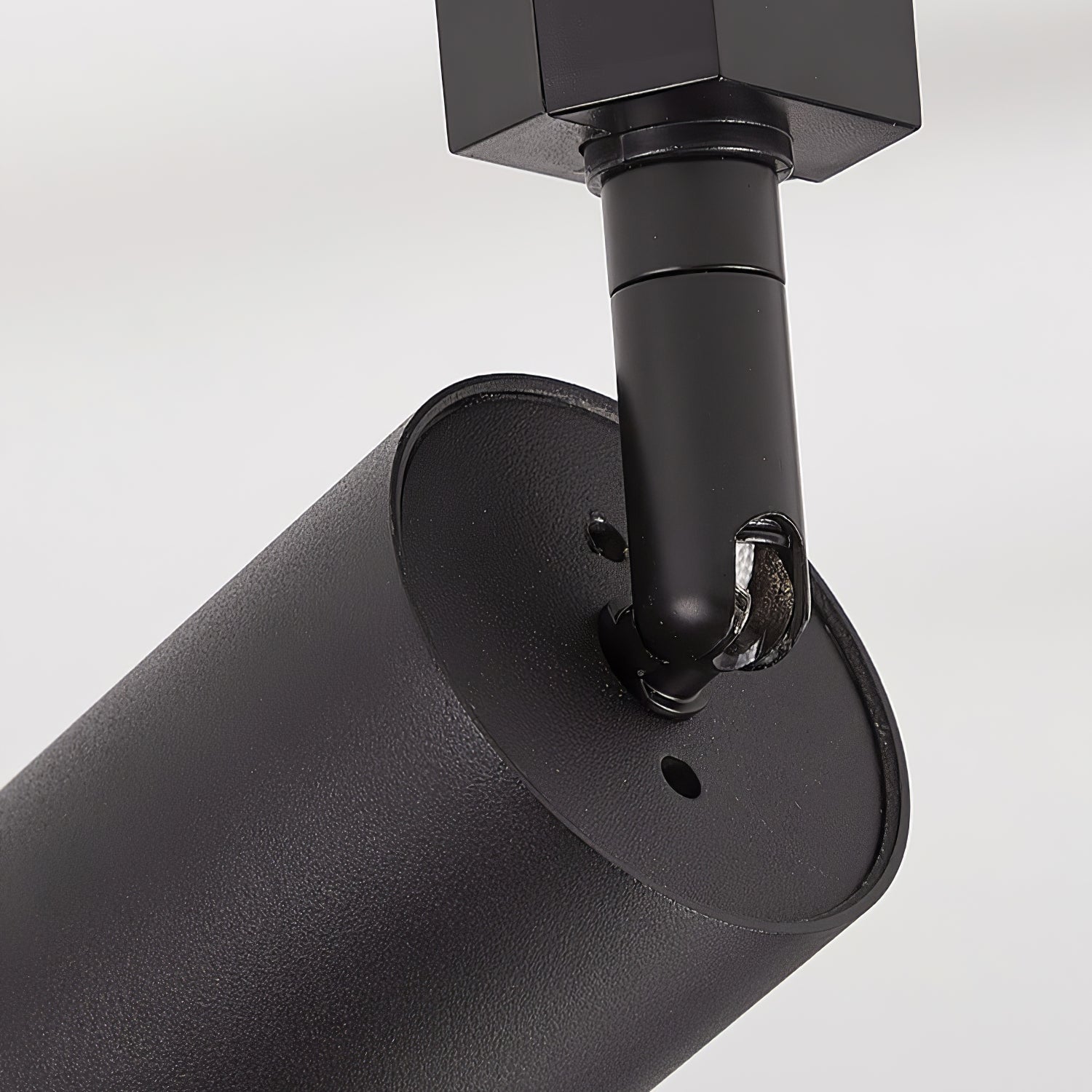 Sleek Cylinder Track Light | Dimmable, 30° Beam Angle & Ideal for Modern Indoor Spaces