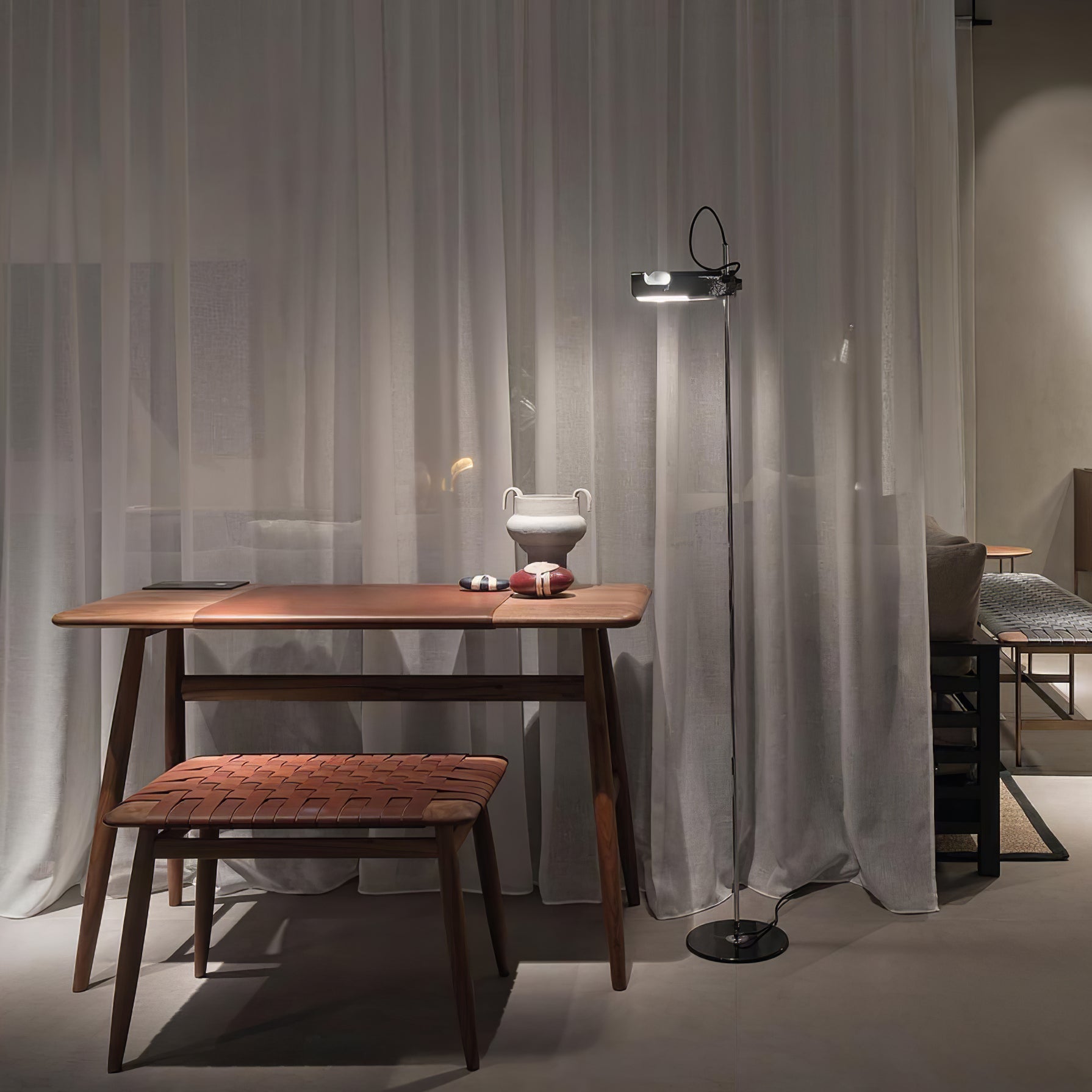 Spider Floor Lamp | Adjustable Metal Reflector with LED Bulb for Indoor Use