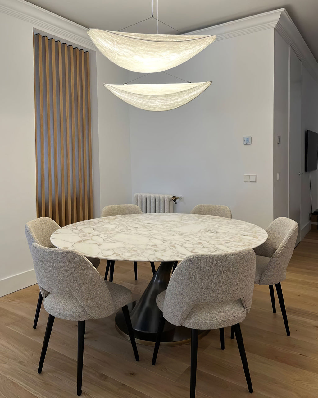Tyvek Pendant Lamp | Dimmable, Adjustable Height & Ideal for Modern Home Decor