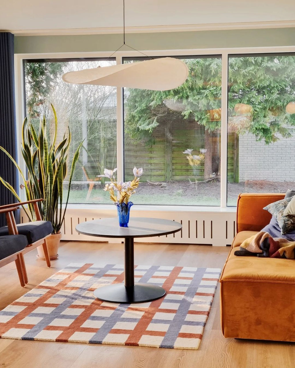 Tyvek Pendant Lamp | Dimmable, Adjustable Height & Ideal for Modern Home Decor