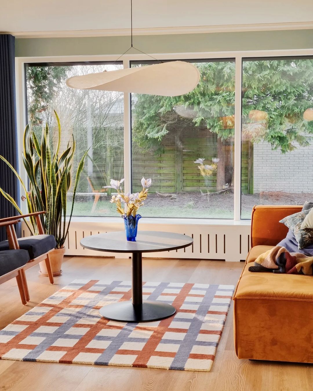 Tyvek Pendant Lamp | Dimmable, Adjustable Height & Ideal for Modern Home Decor