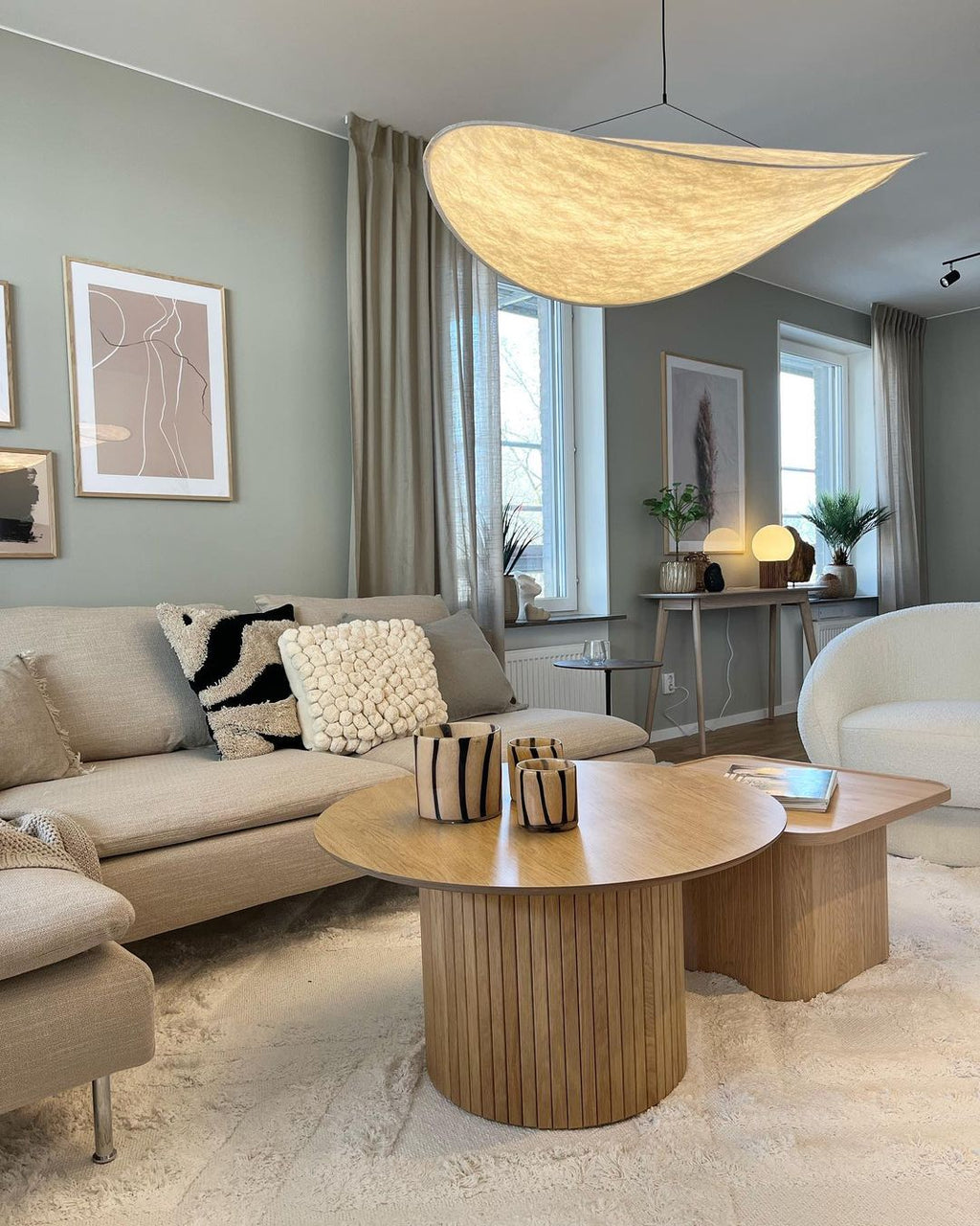 Tyvek Pendant Lamp | Dimmable, Adjustable Height & Ideal for Modern Home Decor