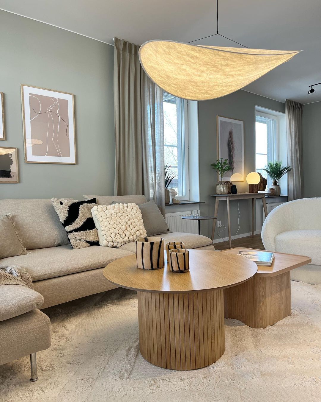 Tyvek Pendant Lamp | Dimmable, Adjustable Height & Ideal for Modern Home Decor