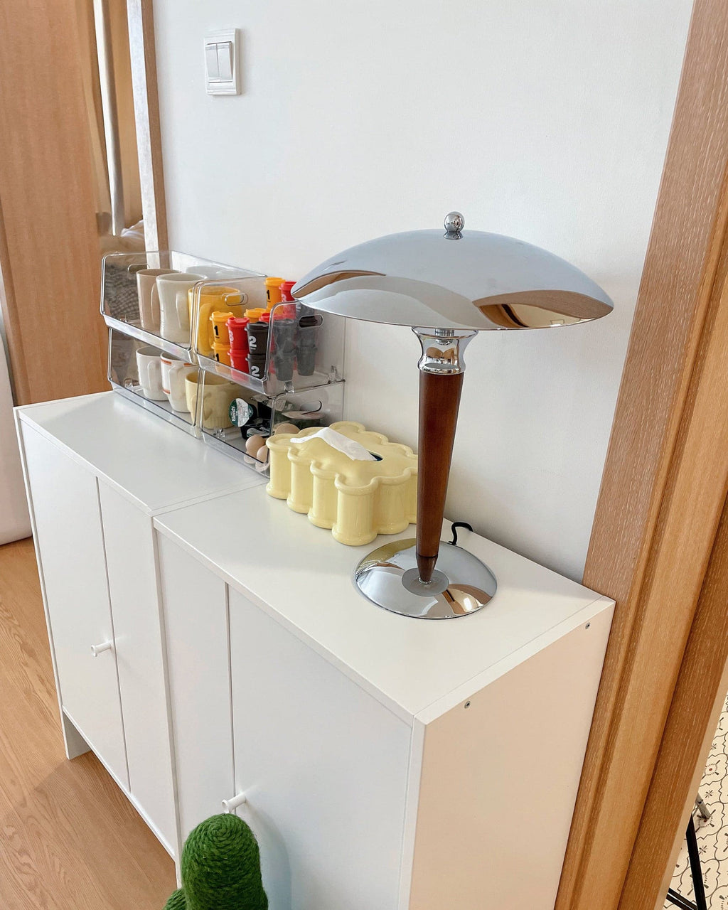 LED Table Lamp with Adjustable Brightness, Modern Design for Living Room & Bedroom, Touch Control & Energy Efficient Lighting