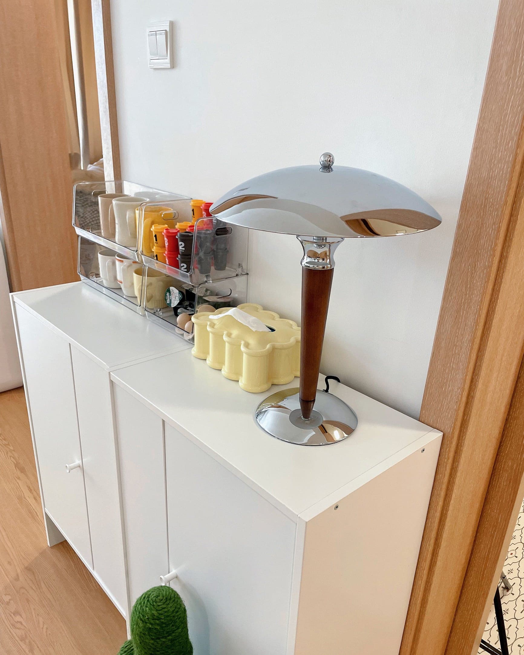 LED Table Lamp with Adjustable Brightness, Modern Design for Living Room & Bedroom, Touch Control & Energy Efficient Lighting